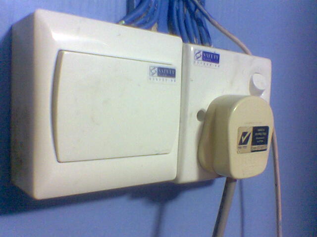 plugs1